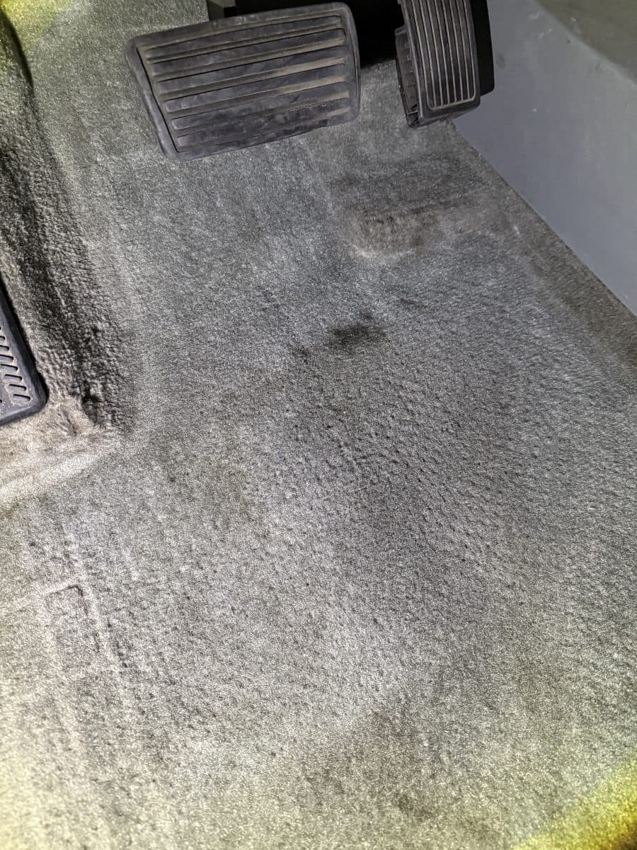 Driver floor before detailing
