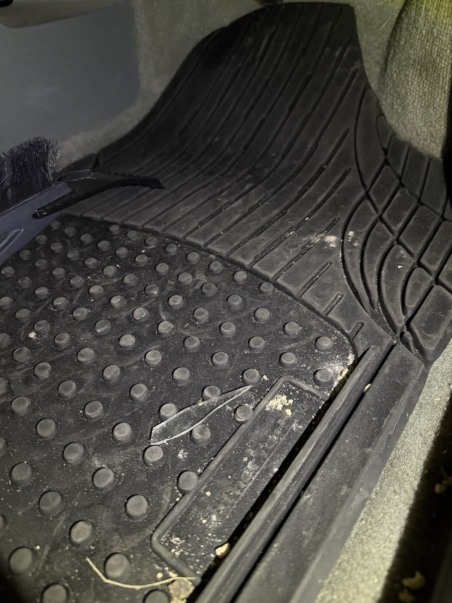 Passenger floor before detailing